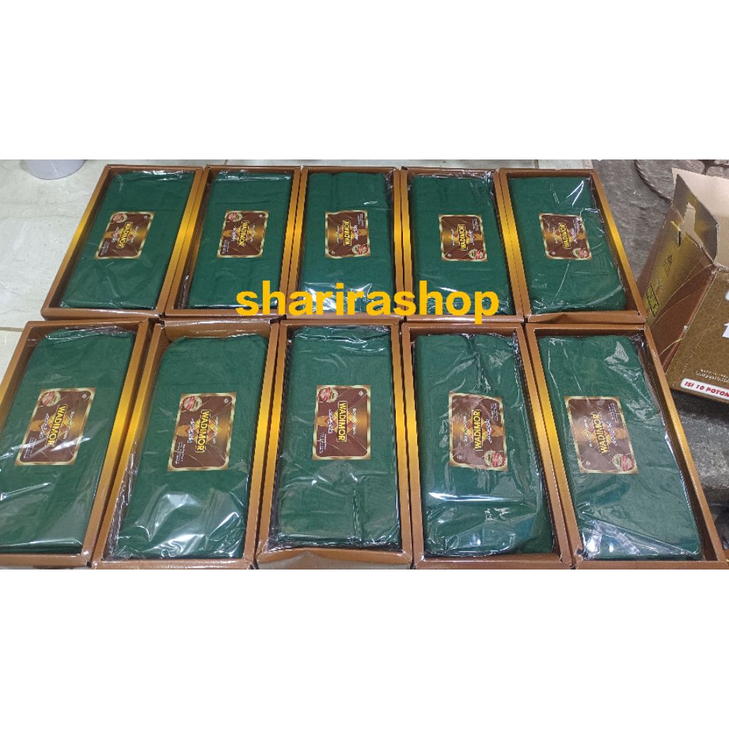 SARUNG WADIMOAR HIJAU POLOS, SARUNG SANTRI, SARUNG HIJAU MURAH, SARUNG BAGUS, SARUNG PESANTREN, SARU