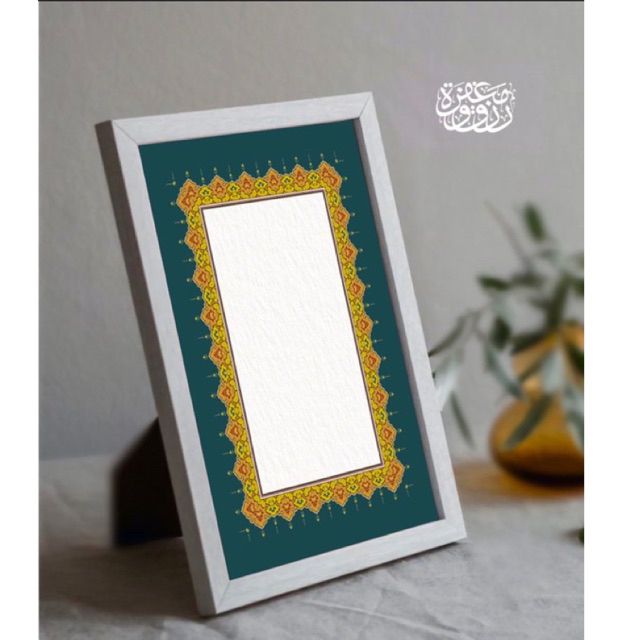 

KERTAS MOTIF "tehzib hijau (media kaligrafi nama) ukuran A4 art carton 210gsm