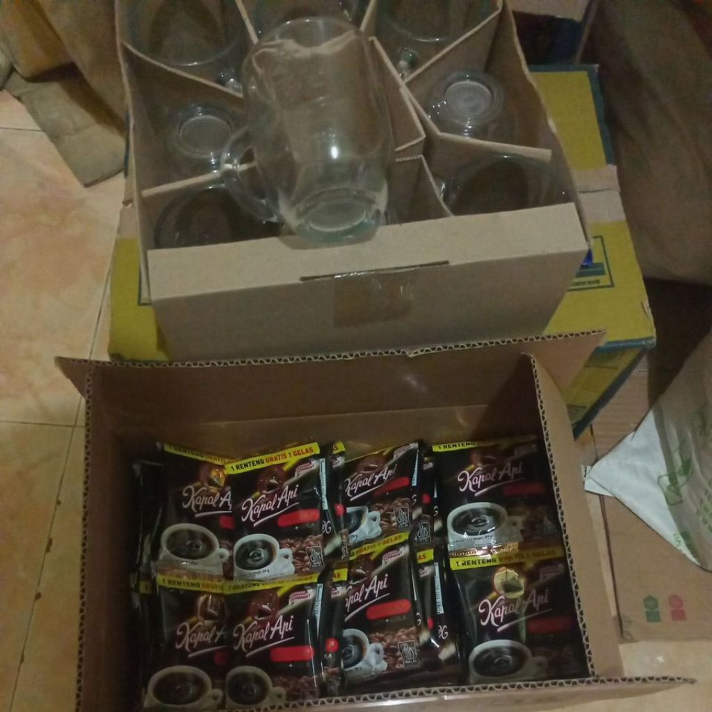 

Paket Bundling Kapal Api Mantap 24gr Karton Dus + Gelas 12 pcs