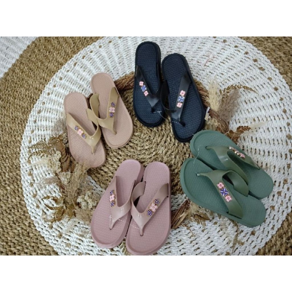 Sandal Jepit Wanita Dewasa / Sendal Jepit Rumah Irsoe Bahan Karet Model Jepit Murah