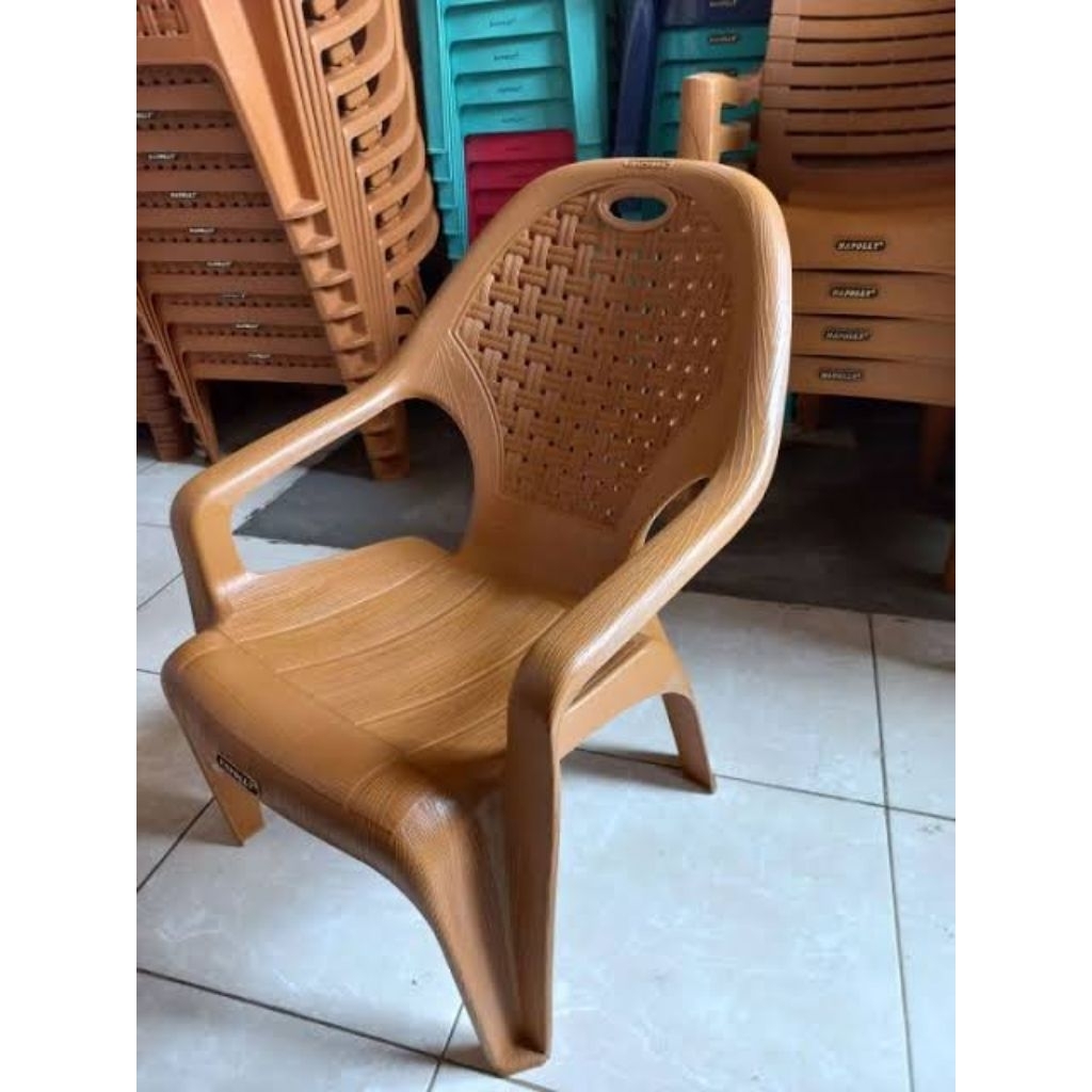 kursi plastik sandaran