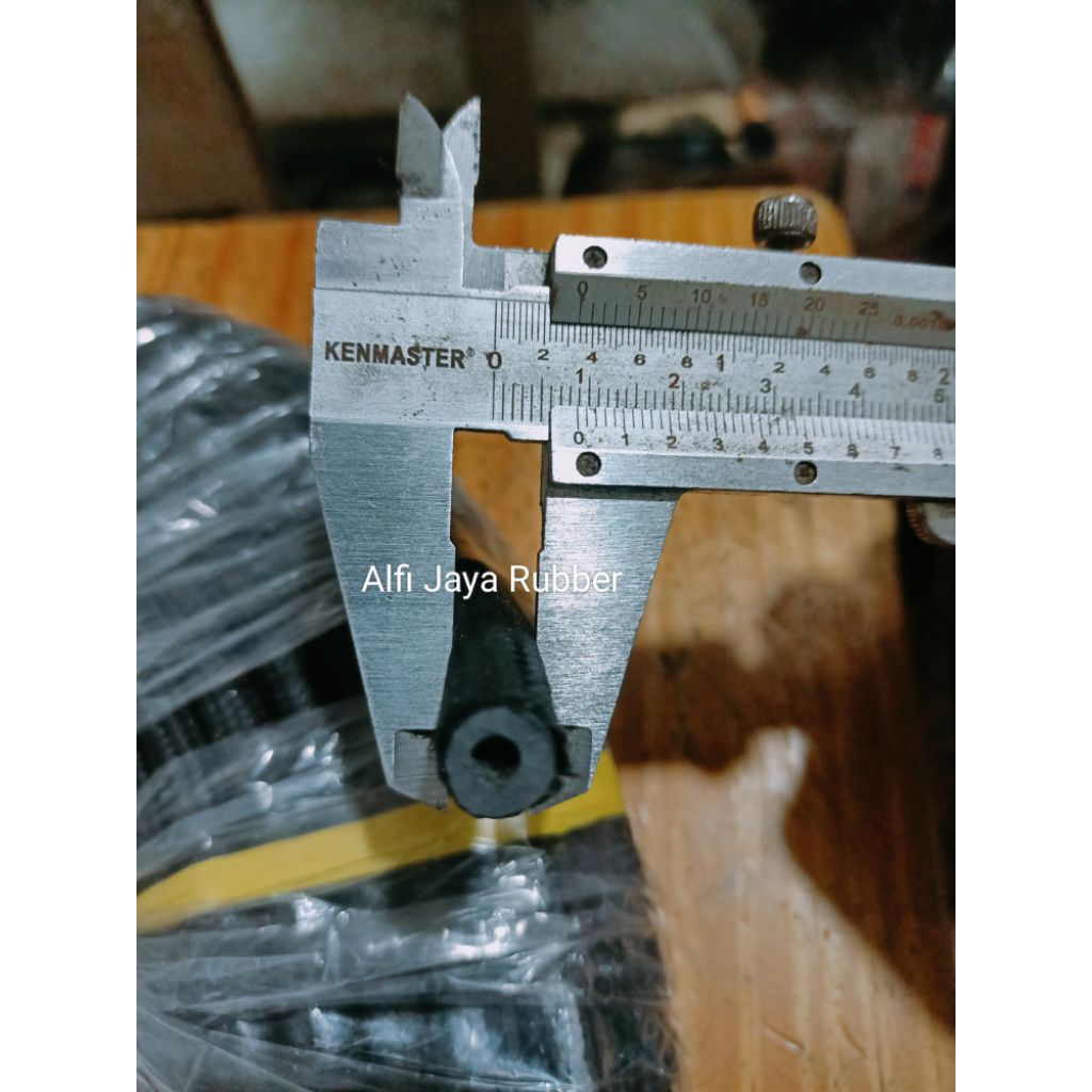 Selang Bensin Rajut Luar 3mm
