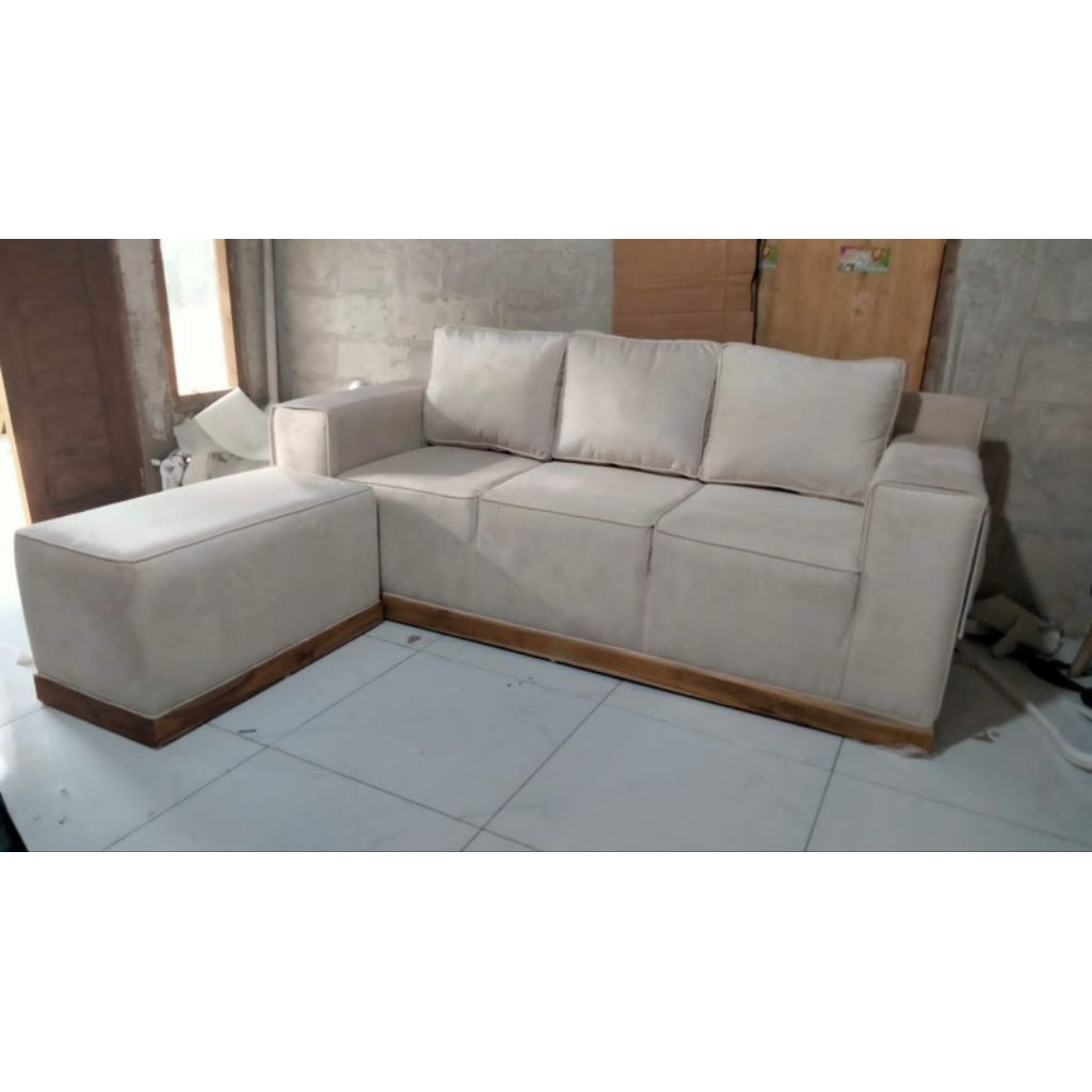 Kimmy Sofa Woody Stool