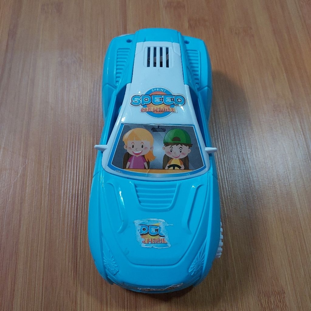 Preloved Mainan Mobil-mobilan Sistem Tarik Tali Otomatis Jalan