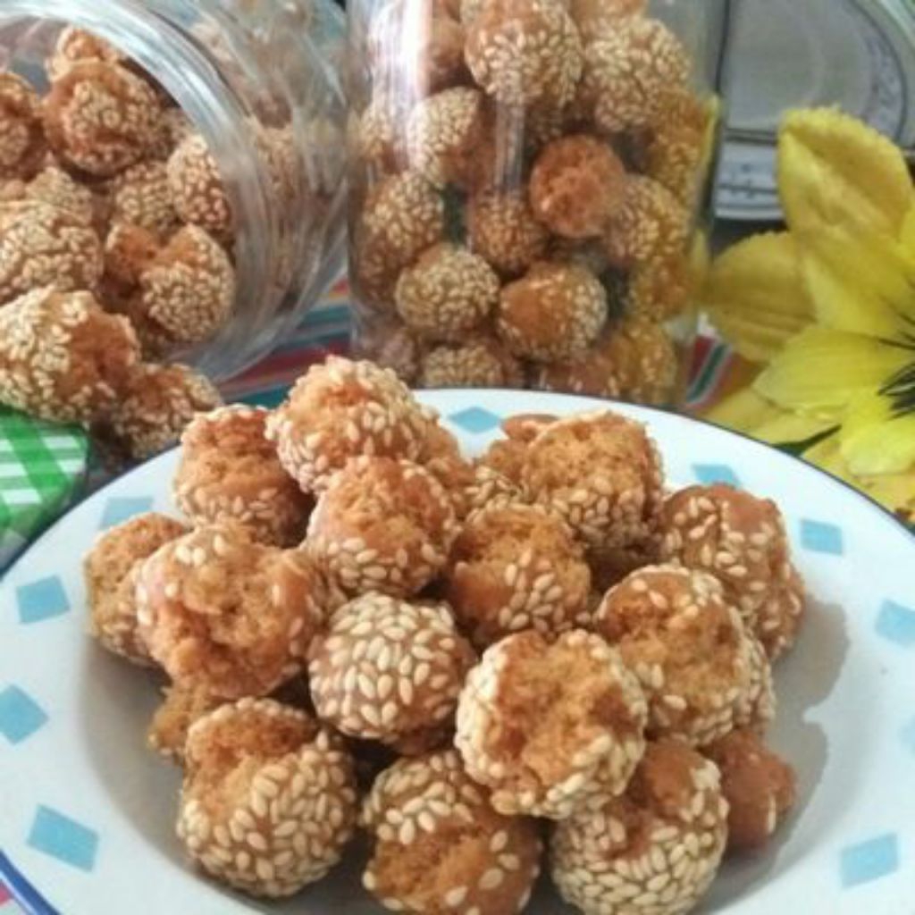 

Cemilan Kriuk | Cemilan Kue Onde Ketawa Mini Ukuran 1Kg, 500Gr, dan 250Gr, Cemilan Snack Kriuk
