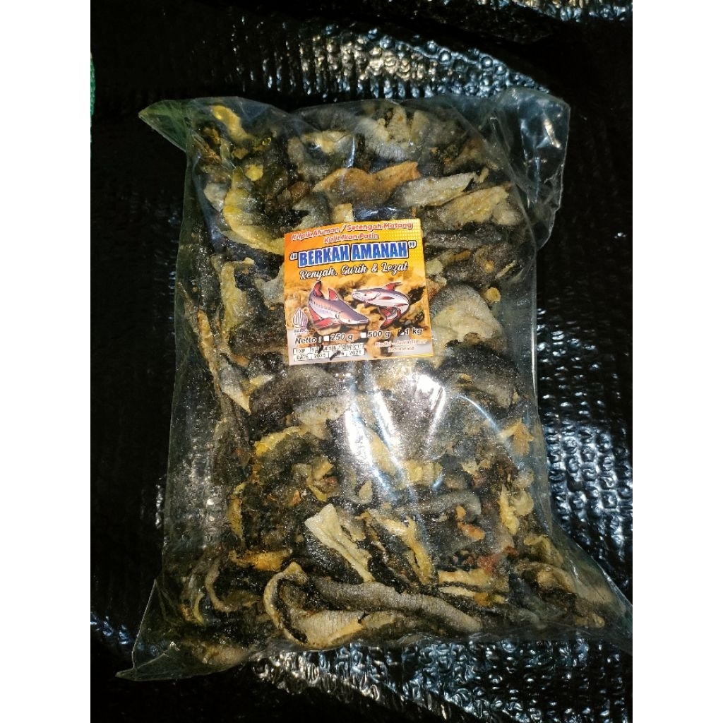 

1KG Keripik Kulit Ikan Patin Aluman/setengah matang