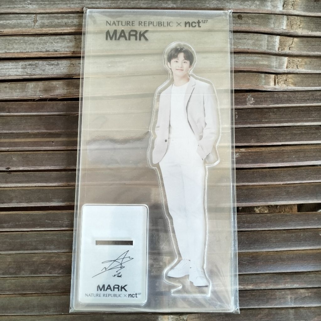 [READY STOCK] STANDEE ACRYLIC MARK NCT 127 X NATURE REPUBLIC KR🇰🇷