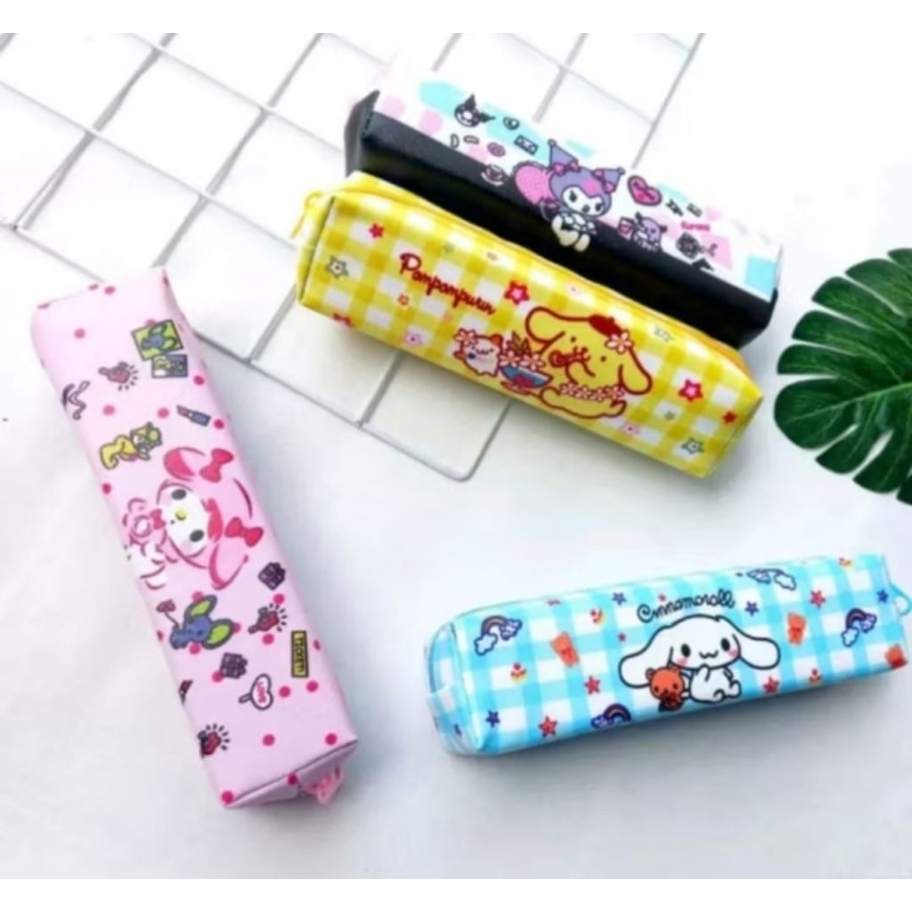 

Tepak Pensil Karakter Curomi