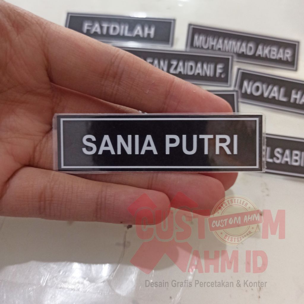 

Nametag Ekonomis (laminating+peniti dibelakang)
