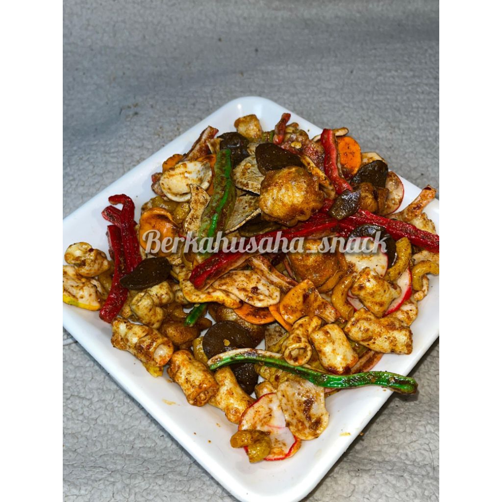 

SEBLAK MIX KERING PEDAS GURIH DAUN JERUK BEST SELLER