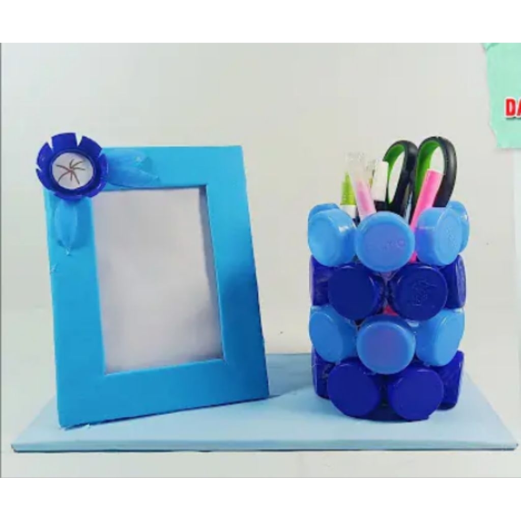 

Tempat Pensil & Pigura Dari Tutup Botol