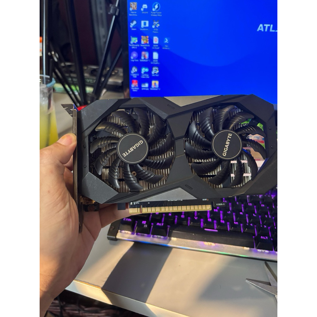 Gtx 1650 4GB GDDR5 Gigabyte no pin power