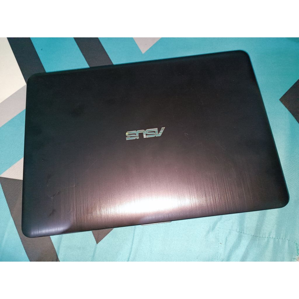 Laptop Asus X441U Core i3 60006U