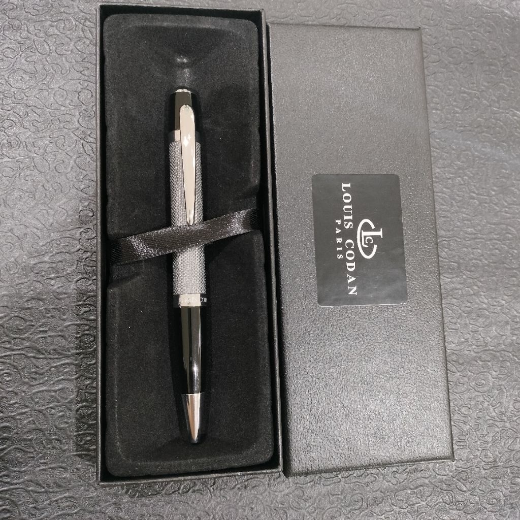 

Louis codan carbon fiber Bolpoint