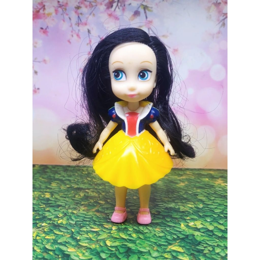 Figure Princess Snow White/Putri Salju artikulasi preloved