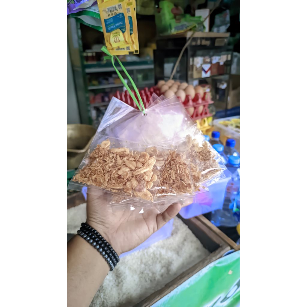 

Bawang merah goreng 1 bendel isi 10 pcs