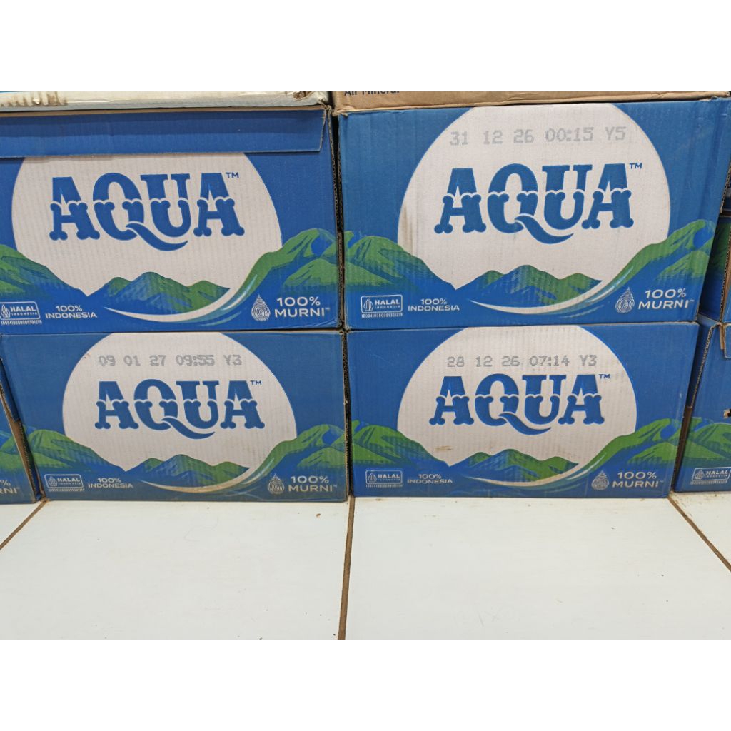 

Aqua air mineral 600 ml 1 dus isi 24 pcs