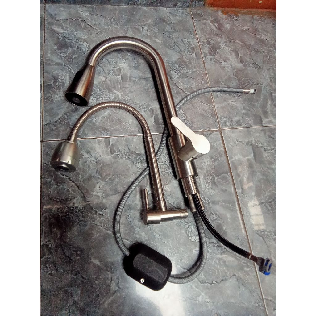 Kran stenlis cuci piring