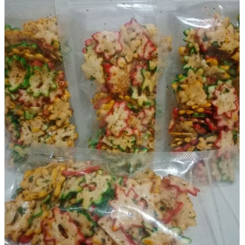 

buy 3 get 1 krupuk seblak bonus 1 , pedas daun jeruknya