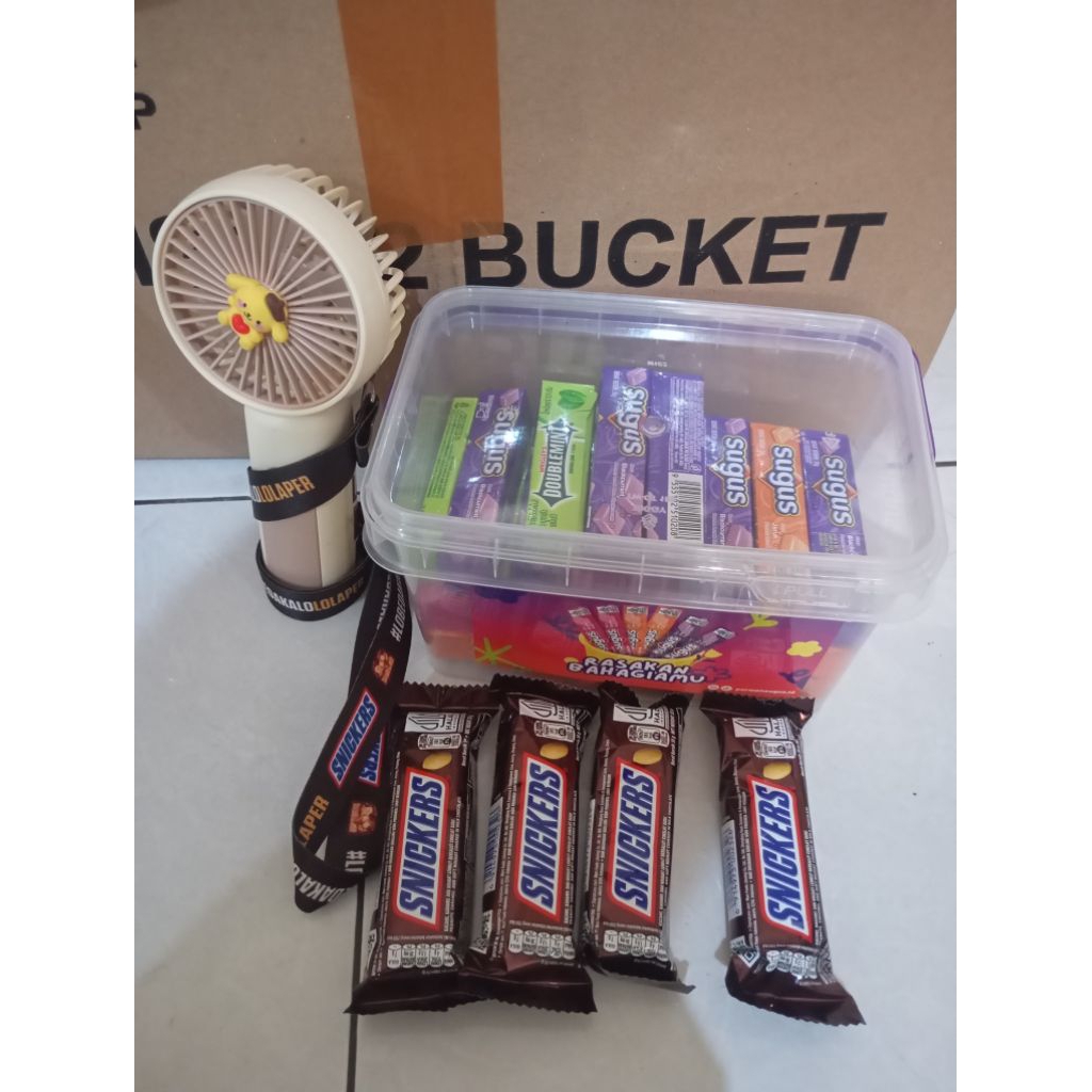 

permen sugus isi 24pcs + snickers 4pcs+ 1kipas angin