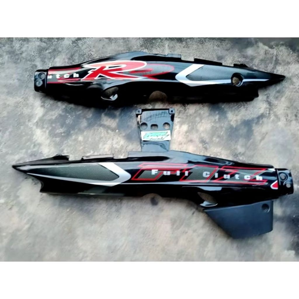 Body samping Yamaha FIZ R warna hitam + box aki +striping Fiz r full cluch 2001