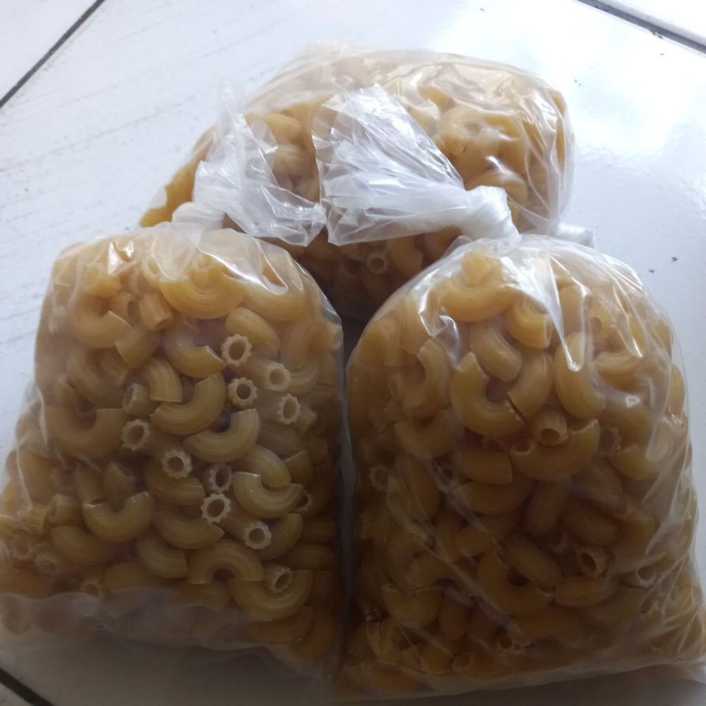 

Macaroni Rebus 200gr cocok buat macaroni schotel