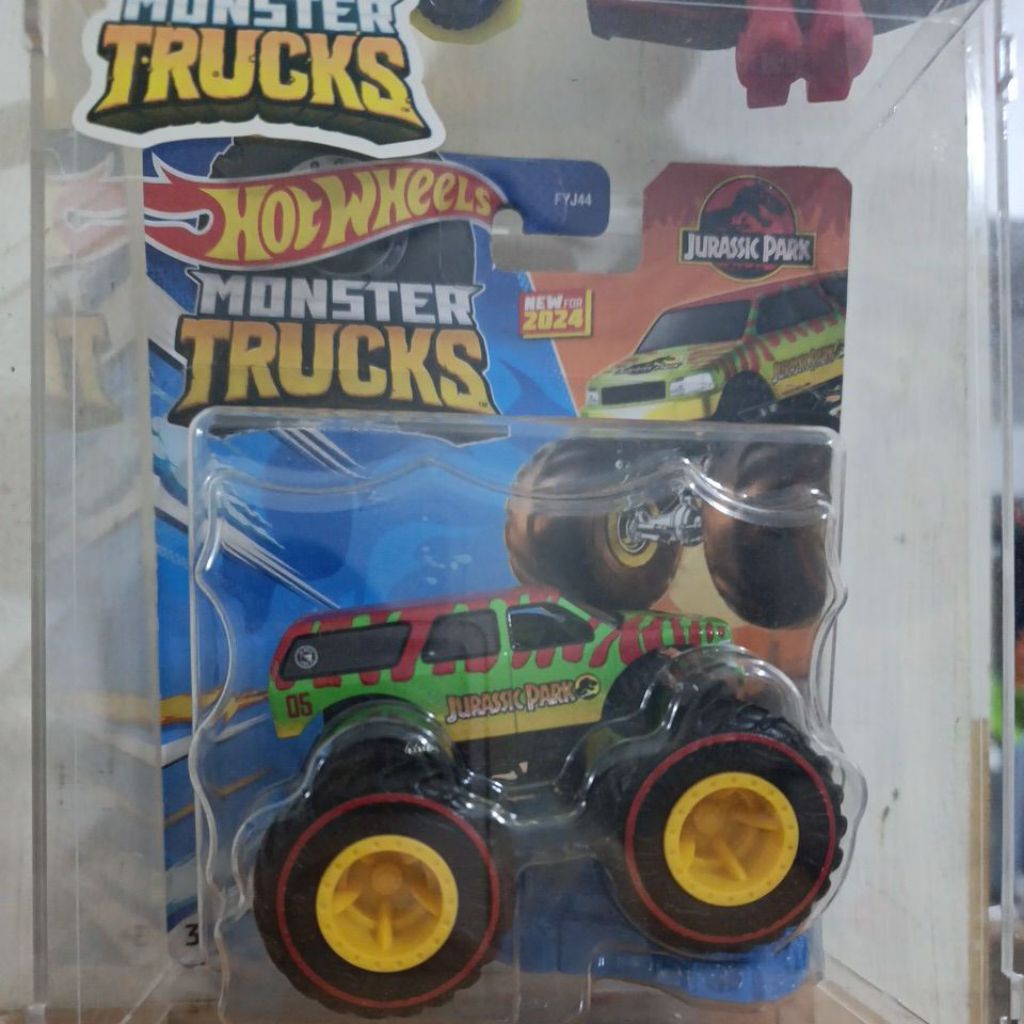 hotwheels monster trucks sth jurassic park