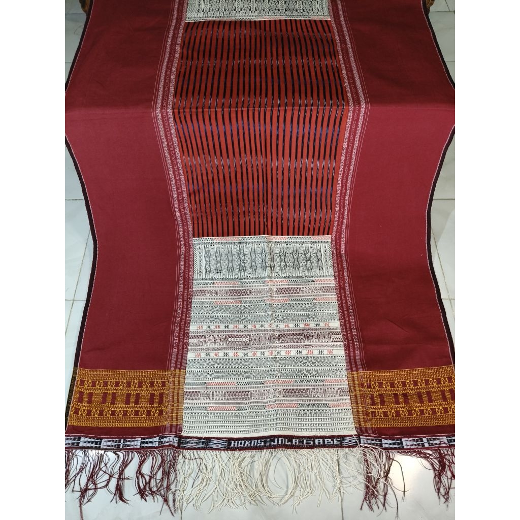 Ulos ragi hidup /ulos paccamot pakaian adat Batak toba