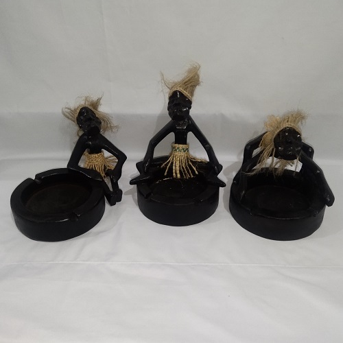 Asbak Tempat Abu Bahan Kayu Motif Patung Asmat