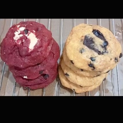 

Soft Baked Cookies _ by Devan Brookies