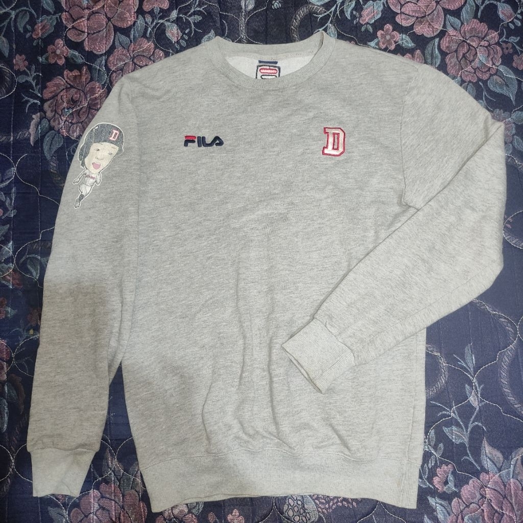Crewneck Fila second Original Branded / CN secondhand / branded
