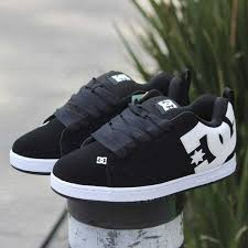 NEW  Sepatu Casual Black White Dc Court Gemuk Sepatu Sneakers Gemuk Hitam New Trandy Terlaris