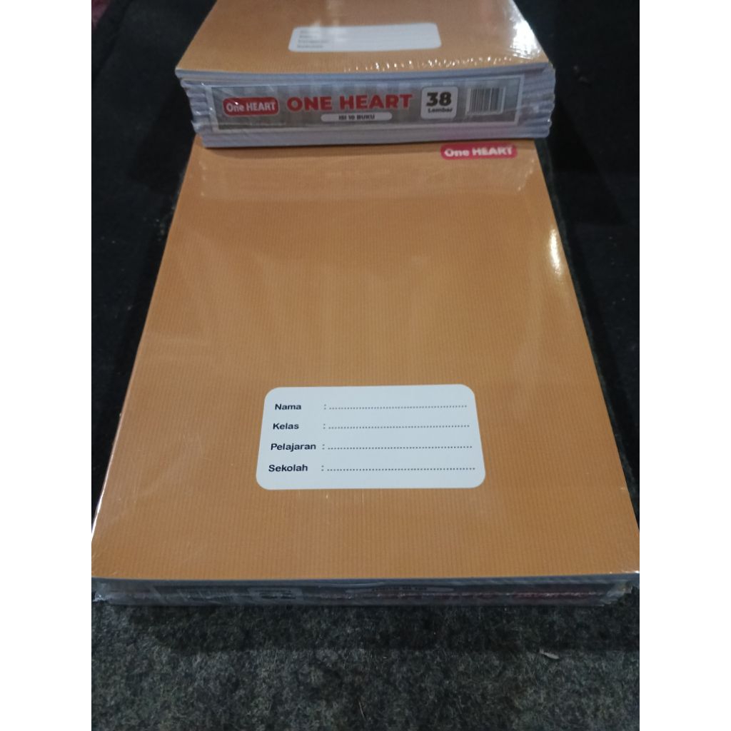 

Buku Tulis A5 KRAFT Cover Sampul Coklat ONE HEART 38 lembar 10PCS, Buku Tulis sekolah Kraft KWARTO