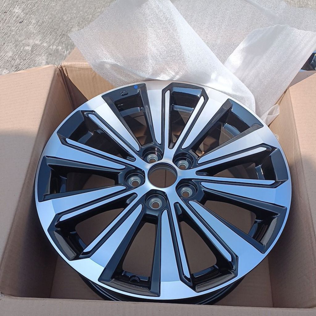 velg original oem Toyota Avanza g 2023-2024