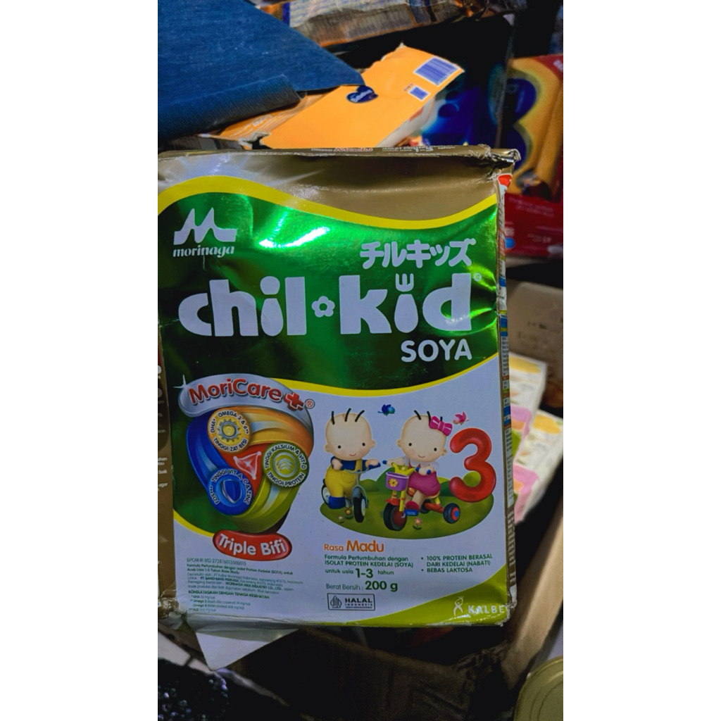 

Chil-Kid Soya Triple Bifi Rasa Madu Ukuran 200 gr. Rijek dus dikit. Exp 2026.