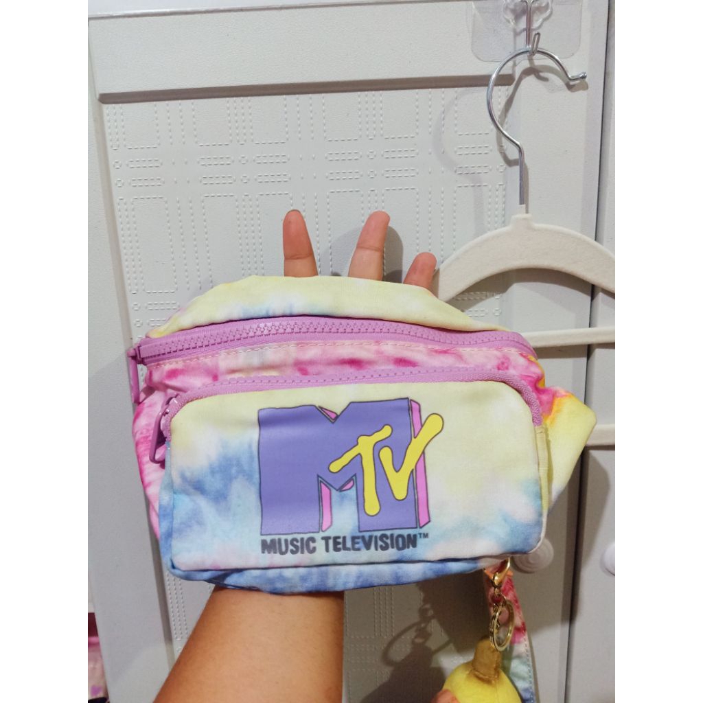 Rare item Pull&bear MTV VINTAGE music television 90's Waist bag tas pinggang retro