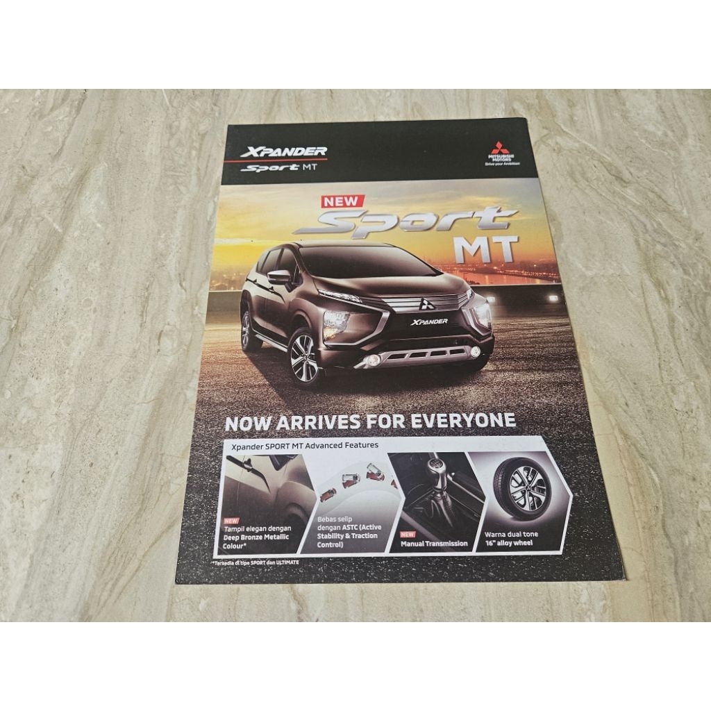 brosur katalog mobil mitsubishi xpander sport 2019 flyer
