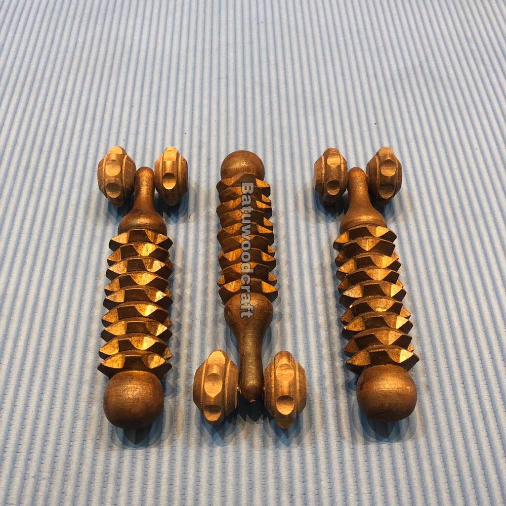 Alat Pijat Refleksi Terapi Kayu Roda Remas Tangan