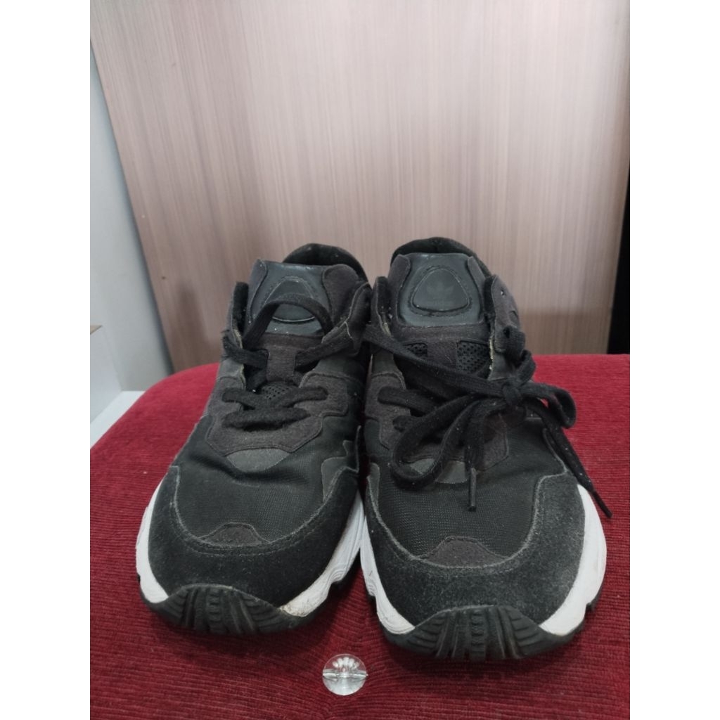 Sepatu_Second Size 45