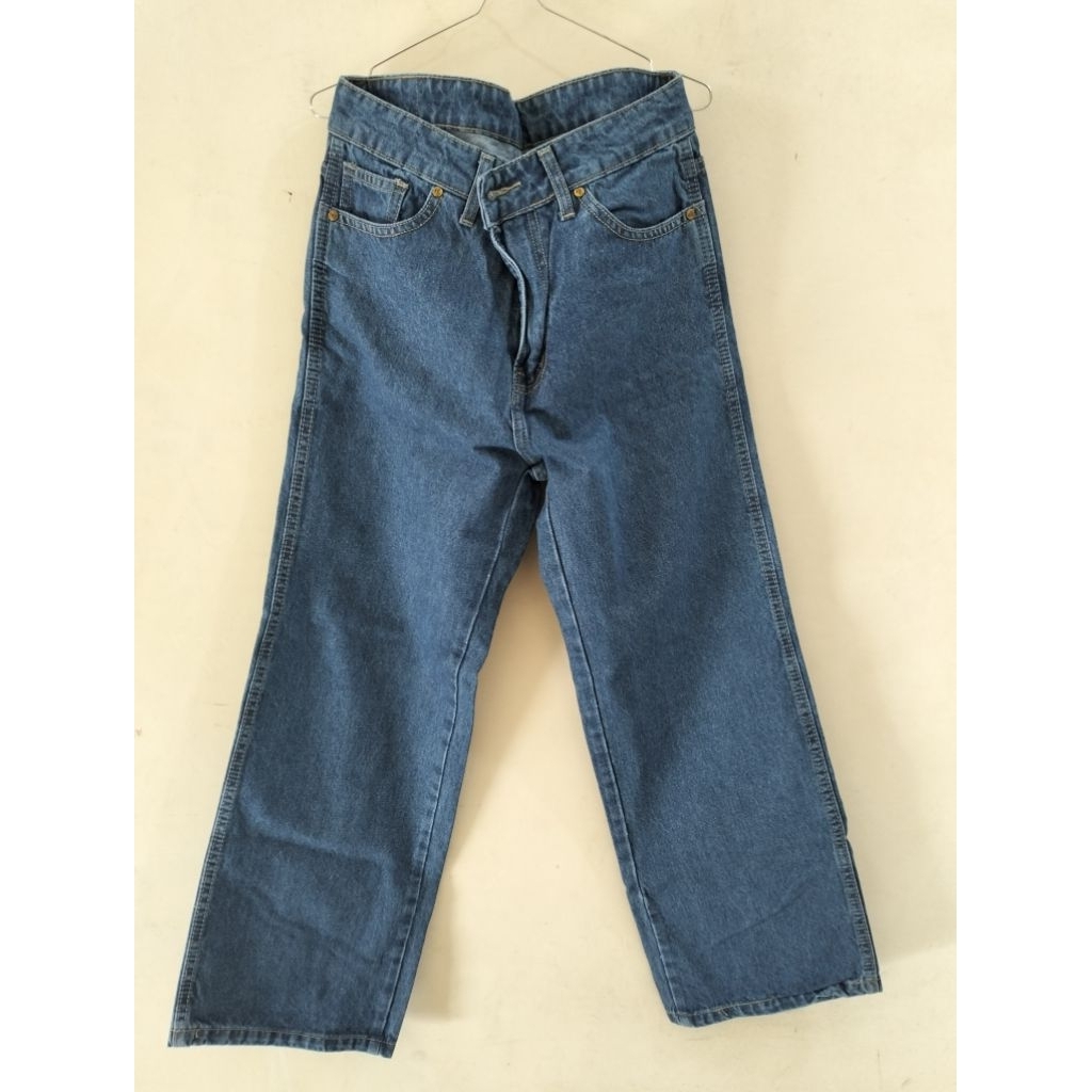 PRELOVED CELANA JEANS ESCROTE