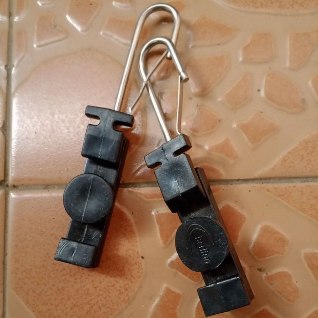 s-clamp pengait kabel fiber optic