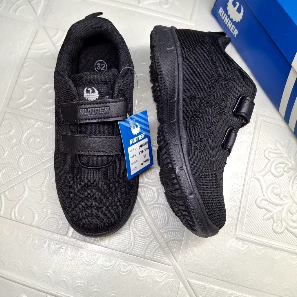 Sepatu sekolah anak RUNNER terkini