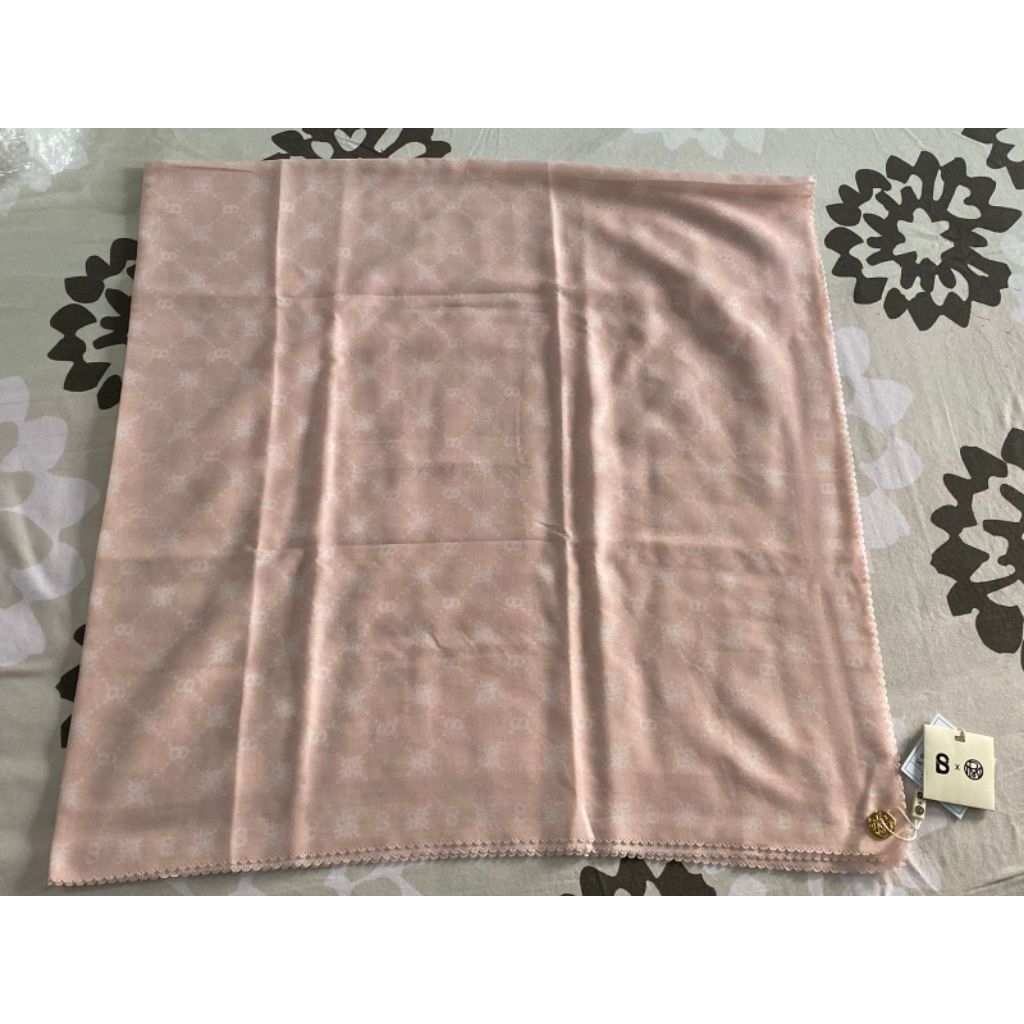 Blush Xanadu Monogram Voal Buttonscarbes baru dan siap kirim