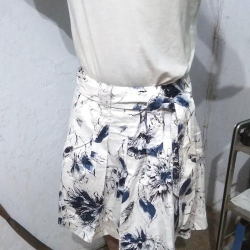 

ROK ROLA KOREA STYLE / ROK PENDEK WANITA IMPORT IMPOR Putih 2026