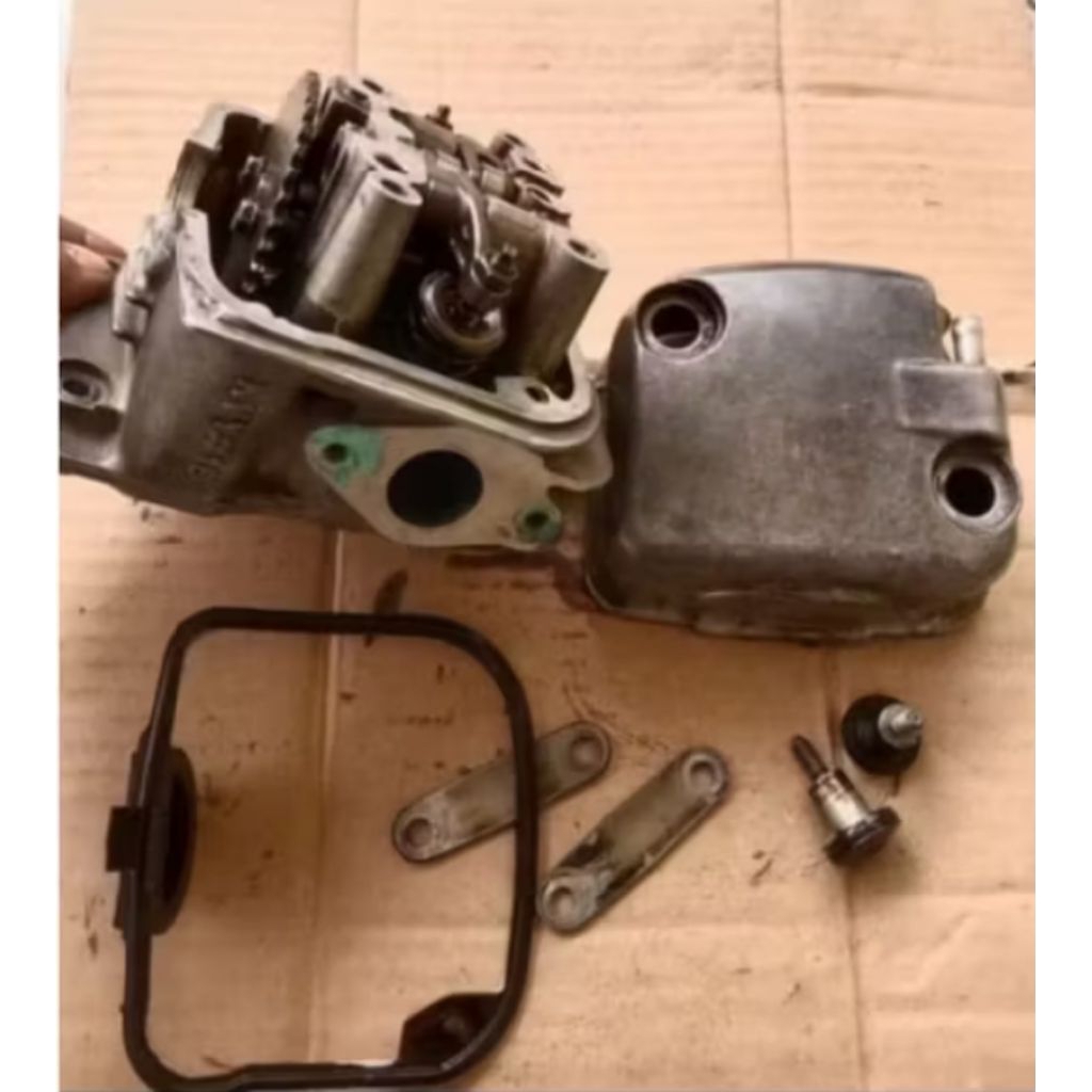 blok head / blok kelep set HONDA beat karbu + scopyy karbu (Original copotan)