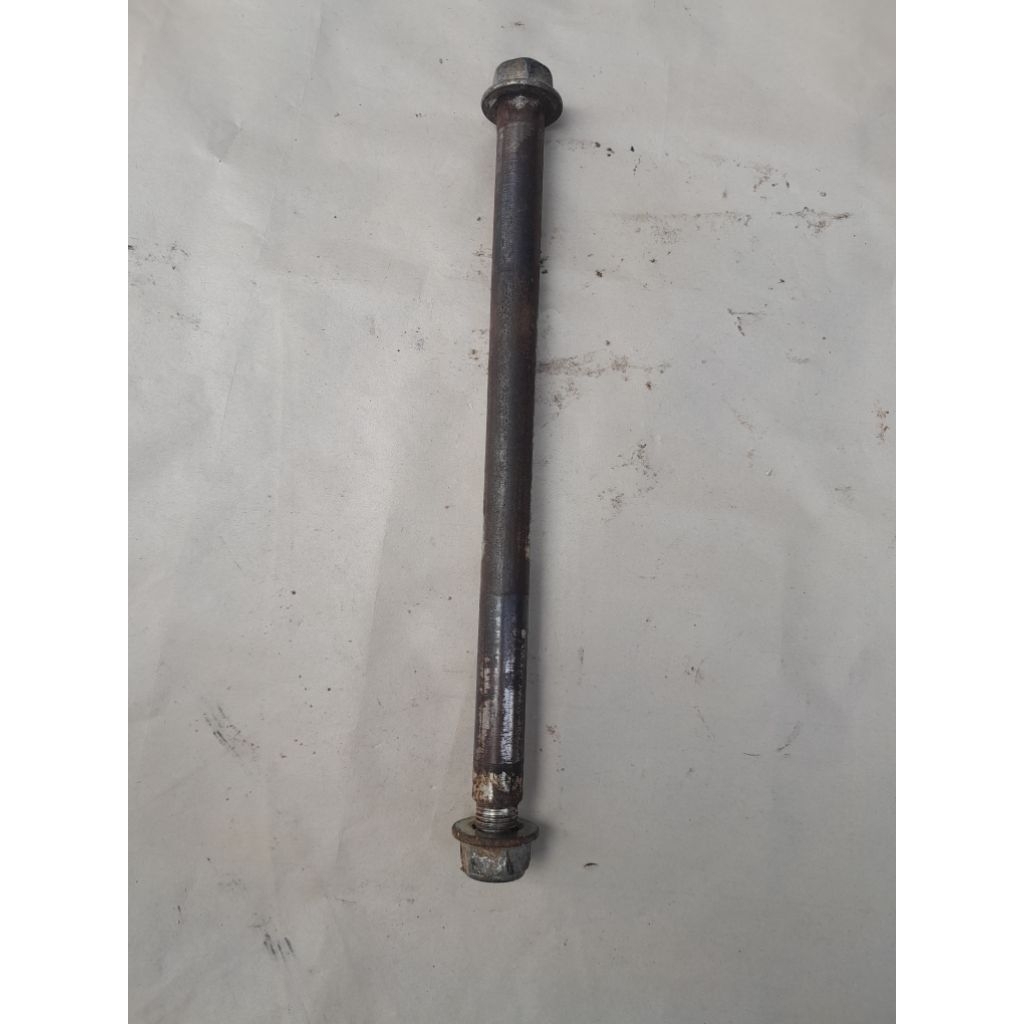 Baut mur as swing arm suzuki satria fu original