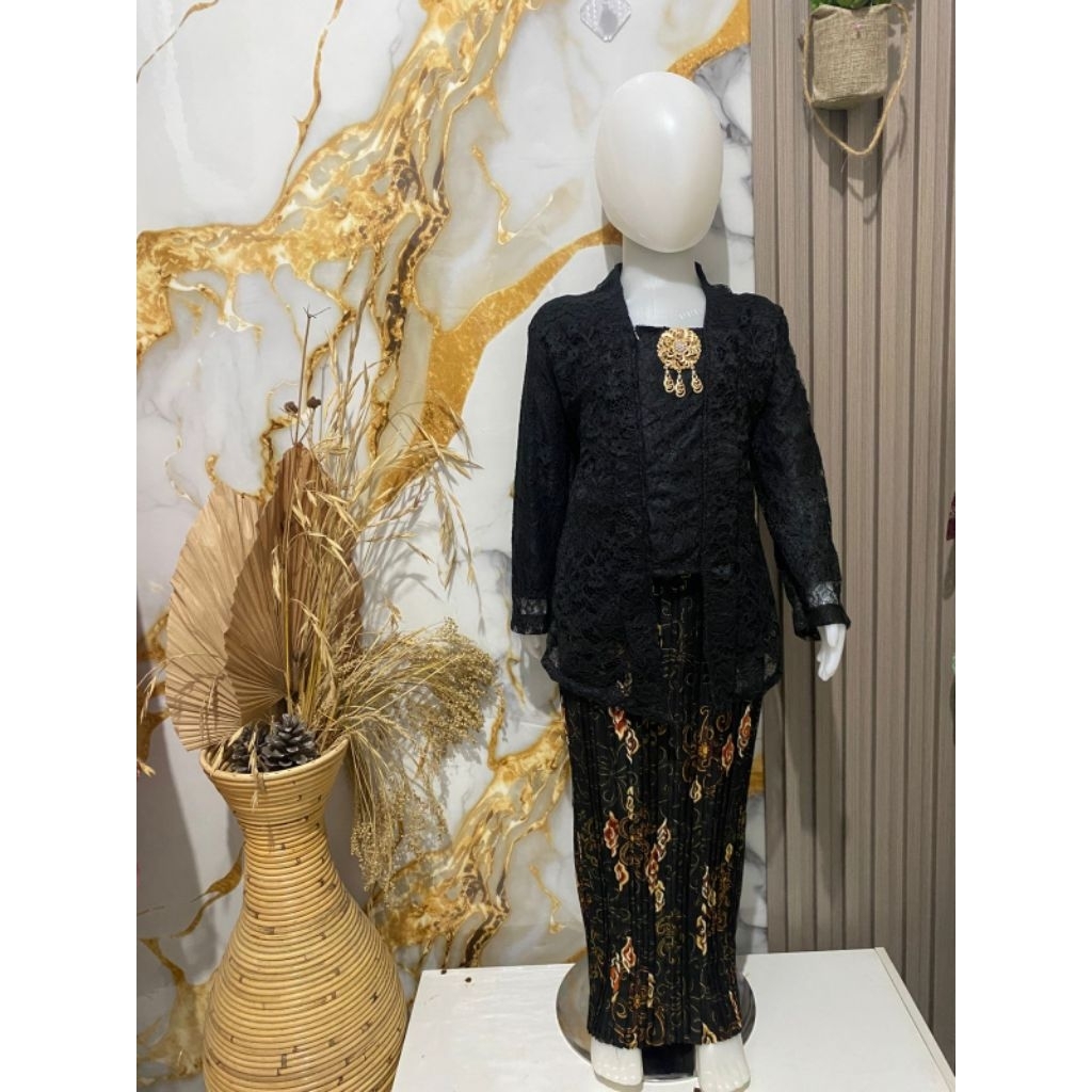 SETELAN BAJU KEBAYA ANAK BROKAT KUTU BARU LENGAN PANJANG LENGKAP UNTUK USIA  ANAK 2 SAMPAI 10 TAHUN 