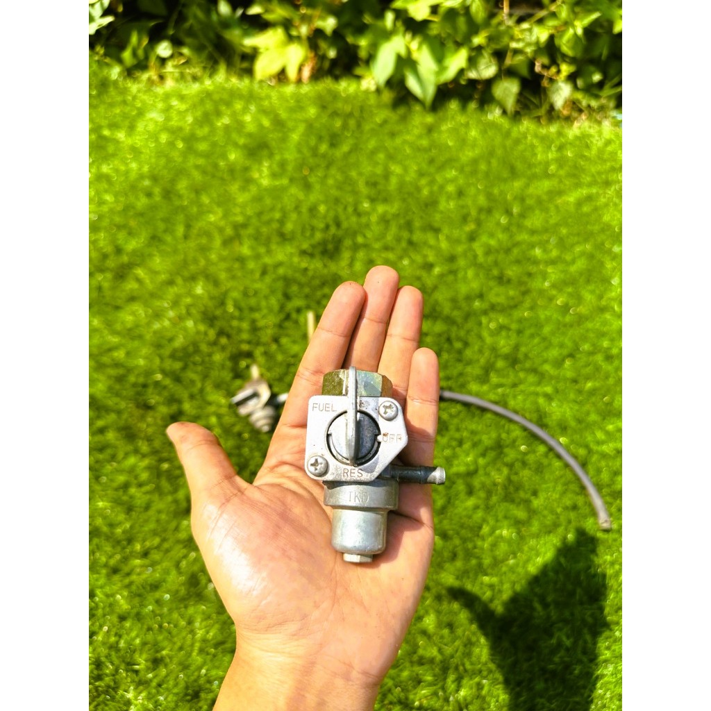 Keran Bensin New Megapro Monoshock – Original copotan Motor - Kondisi kran masih bagus, putaran lanc