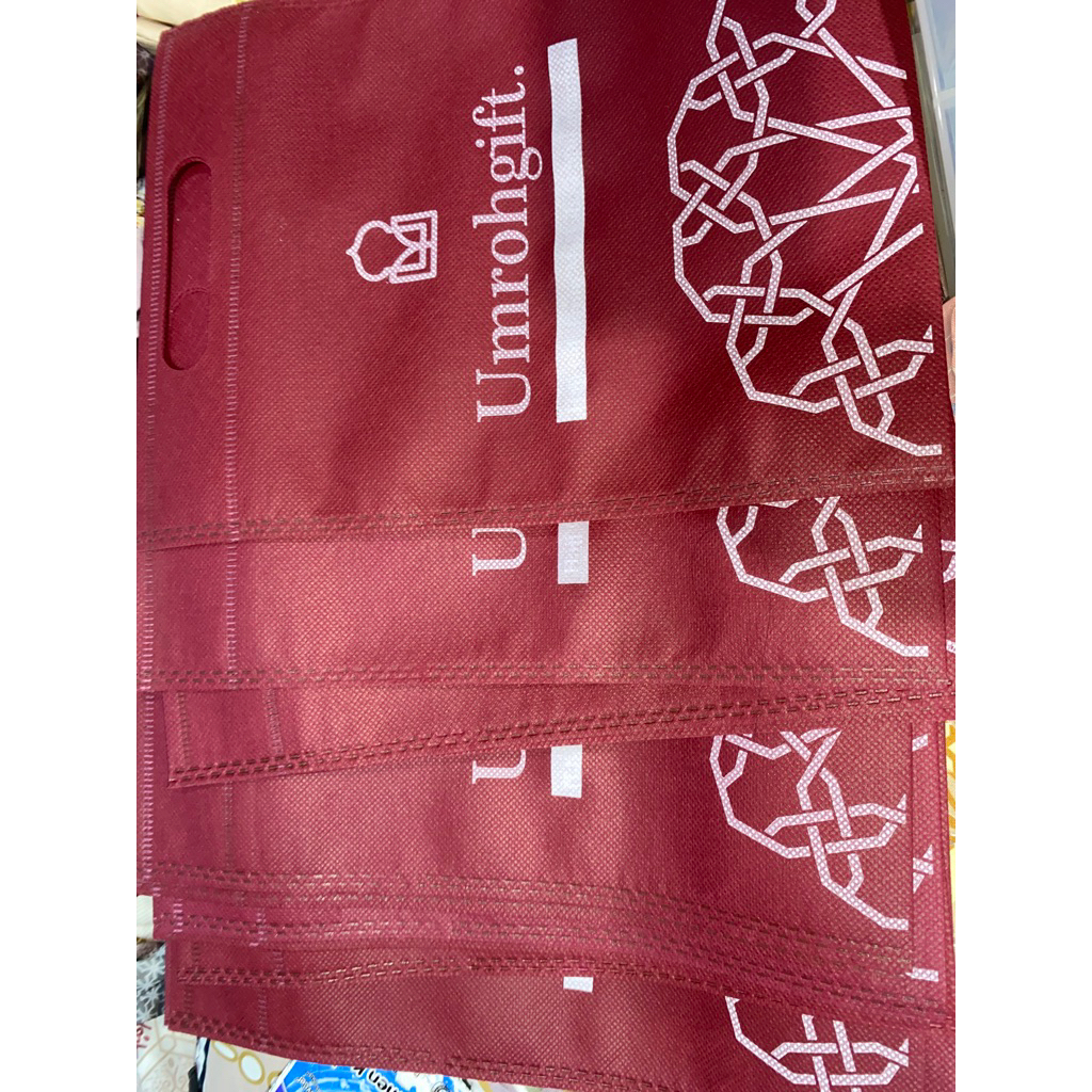 

DEFECT SALE TAS UMROH WARNA MAROON