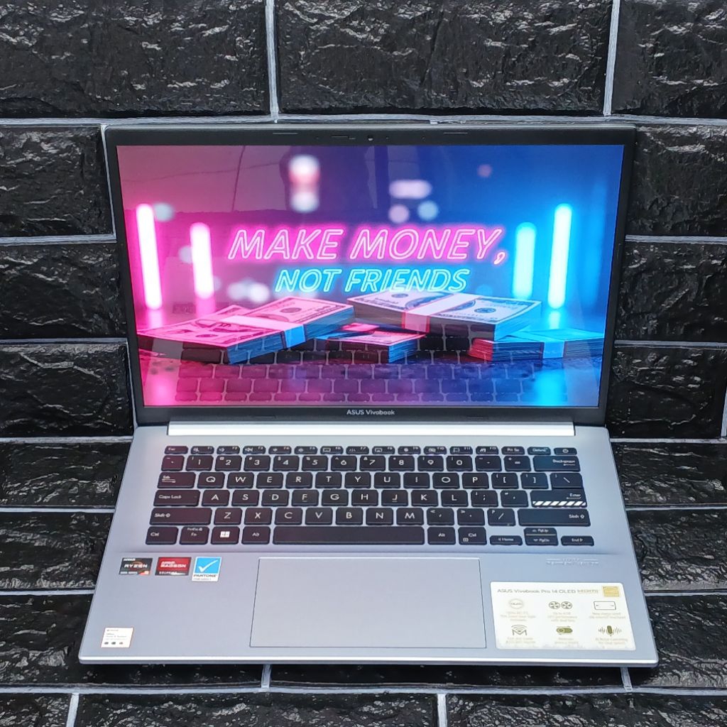 Laptop Asus Vivobook Pro 14 OLED AMD Ryzen 5 5600H 16/512GB